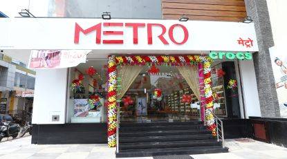 metro shoe store near me